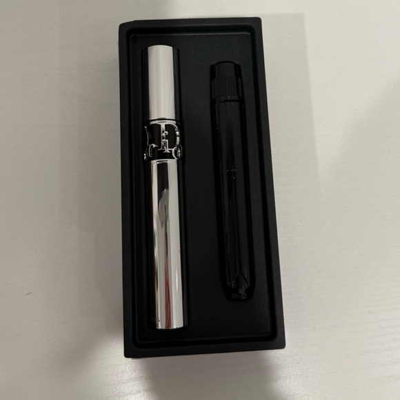 Dior - Picture 2 of 2